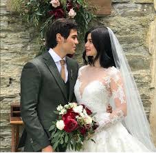 A loyal kapamilya since 2004, the movie anne was pertaining to was when she starred in a romance film in 2010 alongside claudine barretto and richard gutierrez. Anne Curtis And Erwan Huessaff S Wedding Photos Where In Bacolod Meta Content Where In Bacolod Anne Curtis And Erwan Huessaff S Wedding Photos Name Description Meta Content Anne Curtis And Erwan Huessaff S Wedding