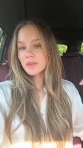 Vanessa Beretta's Instagram, Twitter & Facebook