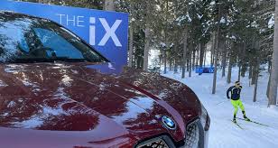 The alpina b7 xdrive was announced by bmw north america on 8 february 2016 with sales starting in september 2016. Bmw Xdrive