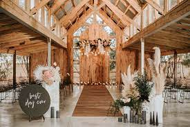 Top 15 Country Wedding Venues For 2020 Farm Wedding Venue Country Wedding Venues Country Wedding