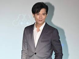 Wuxia (武俠 ù.ɕjǎ), which literally means martial heroes, is a genre of chinese fiction concerning the adventures of martial artists in ancient china. é‚±æ¾¤è¢«çˆ†å—å‚·å¾Œé¦–éœ²é¢ å‚·åˆ°ç¬¬2ç¯€è„Šæ¤Ž åæœ€æ–°ç‹€æ³