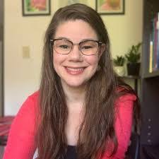 Erin Sparks's Instagram, Twitter & Facebook