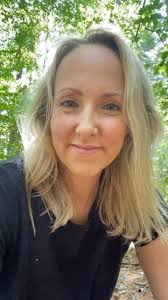 Are you ready to create vibrance and crush your goals? I have just the  thing for you! My FREE recipe book, 8 Nutrient Dense Recipes to Create  Vibrance and Crush Your Goals,