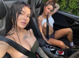 Istaknuto za korisnika Lavaxgrll (@lavaxgrl)  X