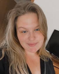 Rebecca Steinkamp's Instagram, Twitter & Facebook