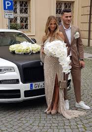 Check spelling or type a new query. Von Meerbusch Nach London Der Liebe Wegen