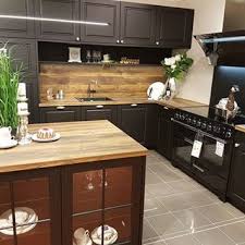 Stylische Kuche In Schwarz Kuche Schwarz Kitchen Home Home Decor Kitchen