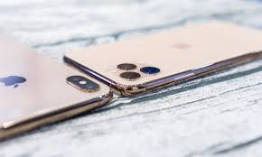 The iphone 11 pro brought subtle but comprehensive updates, including many that make a tangible difference for those of us who use our phones heavily for creative work. Iphone 11 Pro Max Unboxing Apparently Shows Included Accessories Comparison With Other Premium Devices Gallery