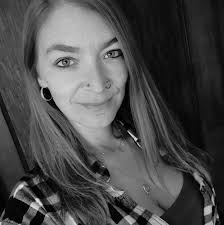 Pizza Hut is officially open for business!!