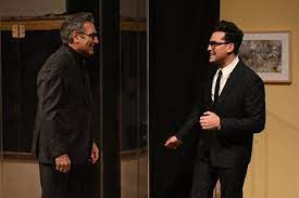 Dan levy will host 'snl' next month and fans are freaking tf out. Dan Levy Hosts Snl With Surprise Appearance By His Proud Dad Eugene Huffpost Canada Life