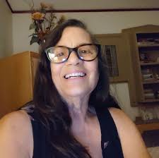 What's the deal with the massive unfinished house