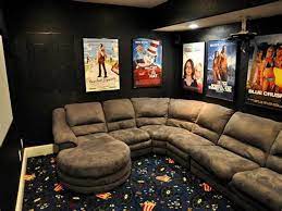 Great home decor idea for a living room or movie room. Ideas For Movie Theater Decor Entertainment Room Design Home Theater Decor Home Theater Rooms