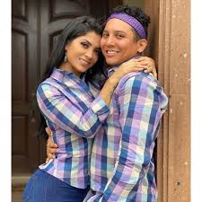 Kimberly Flores cuenta todo sobre su vida: de su niñez y ...