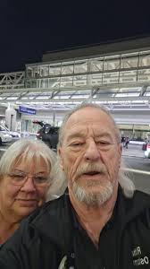 29 degrees at lunchtime. Now hailing!