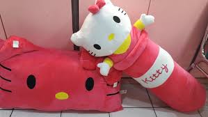 Guling besar 55 cm guling kecil 35. Jual Set Bantal Dan Guling Hello Kitty Di Lapak Honey Bunny Bukalapak