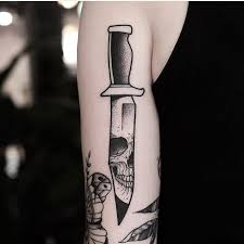 Dark art drawings tattoo design drawings skull tattoo design skull tattoos tattoo sketches body art tattoos hand tattoos sleeve tattoos knife tattoo. Blackwork Style Tattoo Of A Knife With A Skull Reflection On The Blades By Artist Jonas Ribeiro Reflection Tattoo Tattoos Black Skull Tattoo
