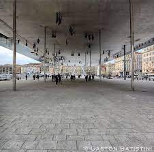 Giant Mirrored Canopy Vieux Port Marseille France Mirrored Canopy Marseille Canopy