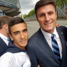 Filipe Luis: "The young players think that if they go around with a branded  bag under their arm, €400 shoes and eight tattoos, that people will respect  them." Modern football...