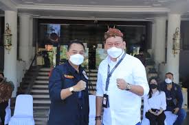 Updated on jun 21, 2019. Pemkot Surabaya Dapat Bantuan Dari Tiga Lembaga Surabaya Today
