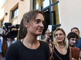 Bonus mamme domani 2020, chi ne ha diritto e come fare domanda inps? Carola Rackete Domani Da Fazio A Che Tempo Che Fa L Attacco Di Salvini E Meloni Corriere It