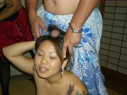 ピンクコンパニオン付き温泉宴会でオッサンが大はしゃぎ 画像44枚 | エロログZ