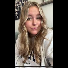 What are good nail salons or nail techs for Gel X nails in the Lansing area?