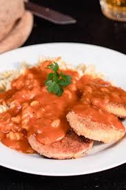Jagerschnitzel Ddr Rezept Mit Tomatensosse Spirelli Nudeln Bildderfrau De Rezepte Jagerschnitzel Rezept Ddr Essen