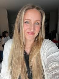 Carissa Harrison's Instagram, Twitter & Facebook