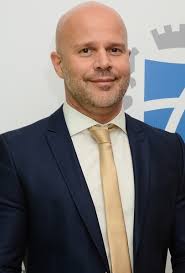 Izazovi koji traže odgovore