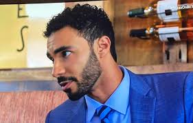 THEEENNNN them SISTAS be arguing at each other's work places ......like how  y'all be going to each other's work places