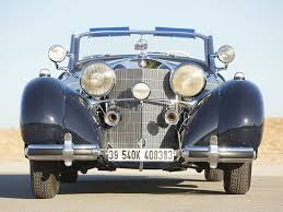 The Global Leader In The Collector Car Industry Services Include Auctions Restoration Appraisals Collection Advice Privat Mercedes Mercedes Benz Roadsters