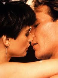 Weitere fotos < > wiederholungen und weitere folgen. Die 110 Besten Ideen Zu Ghost Nachricht Von Sam In 2021 Ghost Nachricht Von Sam Patrick Swayze Geisterfilme