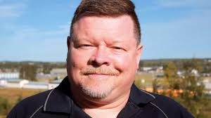 Casey Litton's Instagram, Twitter & Facebook