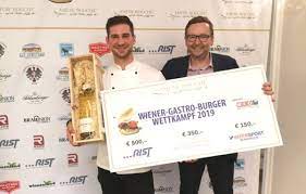 Kılıç, 10 gün kadar çok kritik bir süreç olacak. Oliver Rist Gratuliert Dem Sieger Alexander Ertan Rist Gastronomie Ausstattungen Und Hotelbedarf