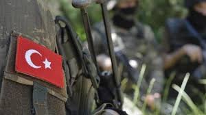 Suriye'nin i̇dlib kentindeki türk askerlerine düzenlenen hava saldırısında 33 mehmetçik şehit oldu. Son Dakika Abd Ingiltere Ve Almanya Dan Idlib Aciklamasi Turkiye Nin Gozlem Noktalarina Saldirmayin Haberler Milliyet