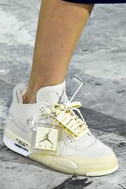 6 Fall Shoe Trends To Shop Now Trending Shoes Trendy Shoes Sneakers Hype Shoes