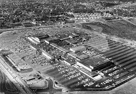 On black friday.) grand canal shoppes at the venetian (open regular hours from 10 a.m. The Cherry Hill Mall Was The First Enclosed Air Conditioned Shopping Center In The Northeast Www Njmonthly Com