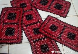 Jogo De Cozinha Croche 4 Pecas Vermelho Preto Kit Contem 4 Pecas 1 Passadeira 3 Tapetes Pequenos C Jogo De Cozinha Croche Vermelho E Preto Jogos De Cozinha Przyrostek pieszy wyznanie tapete preto e vermelho niedostepny geometria pociag. jogo de cozinha croche