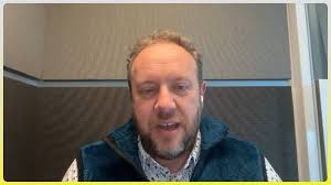 𝗙𝗶𝗻𝗱𝗶𝗻𝗴 𝗖𝗼𝗺𝗽𝗮𝘀𝘀𝗶𝗼𝗻 𝗶𝗻 𝗛𝗲𝗮𝗹𝘁𝗵𝗰𝗮𝗿𝗲  𝗟𝗲𝗮𝗱𝗲𝗿𝘀𝗵𝗶𝗽, In Episode 7 of The Ophthalmology Experience Season  2, Lance Baldwin, Chief Operating Officer and Director of Nursing at  Northwest Eye Surgeons, joins ...