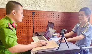 Quay lén hình ảnh nhạy cảm có vi phạm pháp luật không?