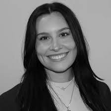 Ginny Norton's Instagram, Twitter & Facebook