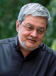 🎹 Meet the Jury: Mihai Ungureanu 🎹 We are pleased to introduce Mihai  Ungureanu, a distinguished member of the Dinu Lipatti Piano Competition  jury! Acclaimed Pianist: Born in Craiova, Romania, Mihai Ungureanu