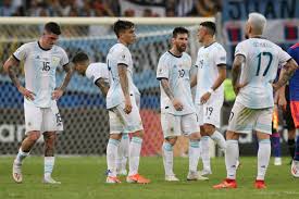 Terdapat 10 timnas peserta ajang copa america 2021 yang kesemuanya merupakan negara anggota conmebol dan terbagi ke dalam dua grup. Jadwal Hasil Klasemen Lengkap Copa America Coutinho Top Skor Bola Bisnis Com