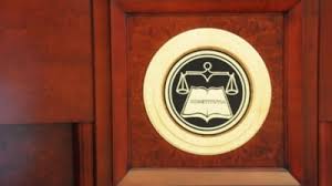 Distanța este de aproximativ 63,6 km. Legea Curtii De Conturi Se Intoarce In Parlament Ccr A Decis Ca E Neconstitutionala In Ansamblul Sau Mobile