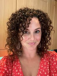 Catherine Snook's Instagram, Twitter & Facebook