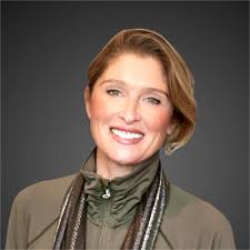 We recently had the pleasure of collaborating with Funnelbox, Inc a  phenomenal video and animation (+AMAZING storytelling) production team  right here in Portland, Oregon for our Holiday spot.