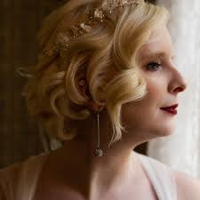 Who created the propane tank cow sculptures near Randall road in South  Elgin IL?