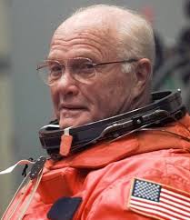 John Glenn: Keep the space shuttles flying until a replacement is ready