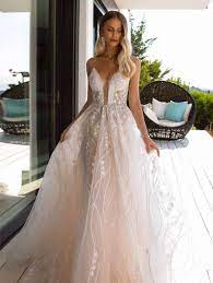 Brautkleider online shop, schneller versand. Brautkleider Fur Deine Traumhochzeit Balayi Berlin Hamburg