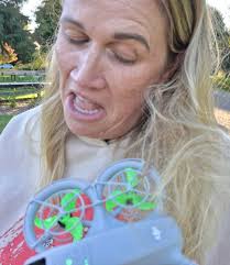 DJI Neo drone tangling issues and user experiences